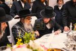 Satmar Rebbe Shlit"a in Montreal for Shatros Signing with R' Baruch Oberlander