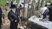 A Glimpse into Klal Yisrael's Shul