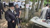 A Glimpse into Klal Yisrael's Shul