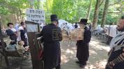 A Glimpse into Klal Yisrael's Shul