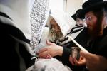 Rav Yaakov Meir Schechter Shlit"a at Bris for Grandson of Naggid R' Shmuel Horowitz