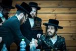 Kretschnef-Kfar Ata Rebbe Shlit"a Pays Chizuk Visit to Shikun Skver Shiur D' Talmidim on Eretz Yisrael Trip