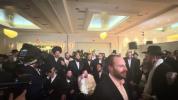 Main image for Shimi Posen and Avrum Mordche Schwartz, Massive Performance by Mendi Gold