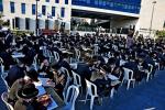 Kiddush Hashem: 'Za'akas Hatorah' Asifa with hundreds of Vizhnitzer yungerleit learning opposite the Yo'eitz Hamishpati's office