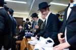 Gedolei Torah in America Impressed by the Yeshiva L'Tzeirim in Moscow