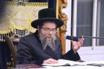 The Skulener Rebbe Shlit"a arrived in Emanuel to deliver a special derashah and guidance on Inyanei HaBayis. The event took place in the Boyaner Klaus, where hundreds of residents gathered for the inspiring evening.