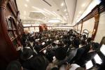Three Weeks Chizuk Gathering Led by the Dinover Rebbe Shlit"a