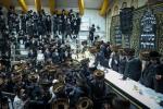 Seudas Hodaya Motzei Shabbos Nachamu in Skulen Yerushalayim
