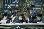 Seudas Hodaya Motzei Shabbos Nachamu in Skulen Yerushalayim