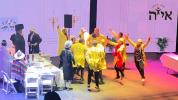 Main image for Bochurim from Yeshivas Darchei Moshe perform at Bonei Olam event