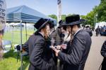 Yahrtzeit of the Spinka Rebbe Z"L by his son, the Kroli Rebbe Shlit"a.
