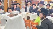 'A Blick' into Klal Yisroel's Shul at the End of the Summer in the Catskills.