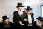 Maamad Chalukas HaYerusha of the Silver and Gold Keilim of the Berach Moshe Z"L, at the Home of the Nagid, Boneh U'Mekim, Reb Lipa Friedman HI"V, Son of the Meshamesh Bakodesh Harav Reb Moshe Shlit"a.