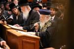 Visit of the Rishon LeZion, Rav Yitzchak Yosef Shlit"a, to the Belzer Rebbe Shlit"a.