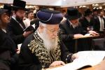 Visit of the Rishon LeZion, Rav Yitzchak Yosef Shlit"a, to the Belzer Rebbe Shlit"a.