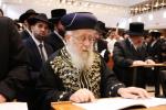 Visit of the Rishon LeZion, Rav Yitzchak Yosef Shlit"a, to the Belzer Rebbe Shlit"a.