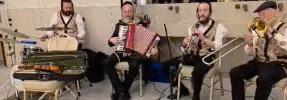 Main image for A Heimishe Band