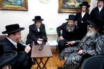 Main image for The Satmar Rebbe Shlit"a at Nichum Aveilim by Reb Baruch Mordechai Rosenberg, Sitting Shiva for His Father Reb Hershel A"H.