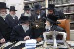 The Bohusher Rebbe Shlit"a Visiting Pe'er HaDor HaGaon HaTzaddik Rav Yaakov Meir Shechter Shlit"a