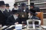 The Bohusher Rebbe Shlit"a Visiting Pe'er HaDor HaGaon HaTzaddik Rav Yaakov Meir Shechter Shlit"a