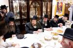 The Satmar Rebbe Shlit"a Visits the Home of Hanagid Chaim Mordechai Inzlicht Shlit"a in Monsey