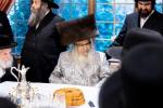 The Satmar Rebbe Shlit"a Visits the Home of Hanagid Chaim Mordechai Inzlicht Shlit"a in Monsey