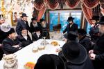 The Satmar Rebbe Shlit"a Visits the Home of Hanagid Chaim Mordechai Inzlicht Shlit"a in Monsey