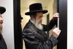 Maamad Kvias Mezuzah for a New Wing of 7 Classrooms in Talmud Torah Vizhnitz Beis Shemesh, Led by the Rav of the Kiryah Shlit"a and the Hanhala of the Mosdos.