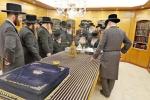 Hinei Ma Tov U'Ma Naim: The Nadvorna Rebbe Brothers at a Historic Meeting