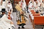 Yom HaKadosh by the Vizhnitzer Rebbe Shlit"a