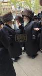 Sichas Divrei Chachamim: HaGaon HaTzaddik Gaavad Faltishan Shlit"a Meets the Sanz Klausenburger Rebbe Shlit"a
