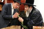 Lemaan Yedeu: Chag HaSukkos by the Skulen Lakewood Rebbe Shlit"a