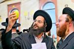 Arba Minim Shuk in Beis Medrash Chakal Yitzchok in Ramah Daled, Beis Shemesh