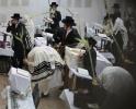 Sukkos by the Kretchnif Sighet Rebbe Shlit"a