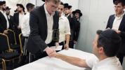 $500 Each: 96 Yeshiva Bochurim And Avreichim Receive Grants After Military Imprisonment