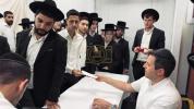 $500 Each: 96 Yeshiva Bochurim And Avreichim Receive Grants After Military Imprisonment