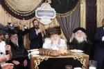 Lavish Hoshana Rabbah Seudah at the Residence of HaGaon Rav Moshe Sternbuch Shlit"a for Supporters of Kollelei Teshuvos VeHanhagos Under His Leadership