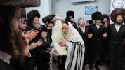 Yom Tov Sukkos Celebrated by the Mashpia HaGaon HaTzaddik Rav Yitzchok Moshe Erlanger Shlit"a Together With His Kehillah in Ashdod