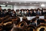 Basukkos Hoshavti: Sukkos 5787 by the Bobov-45 Rebbe Shlit"a