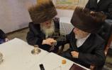 Hagaon Hatzaddik Avad Berzhan Shlit"a Visits the Liska Rebbe Shlit"a