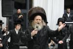 Simchas Beis Hashoeiva in Dinov