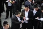 Large Crowds Gather at BMG in Lakewood for Chavrusa Tumult