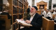 Main image for A Beautiful Story: "Mayim Rabim Lo Yochlu Lechabos Es Ha'ahava - A Teshuvah After Sixty-Five Years" - By Rabbi Eliyahu Schwartz at the Dirshu Amud Yomi Shiur, Maseches Yoma Daf 85