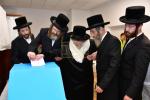 Tidbits - Photos - Modaos - Daas Torah - Videos - And Everything Surrounding Today's Elections in Israel, Part 2