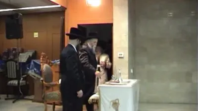 "Ah blick to the past" Chanukah at rabbonim and admoirim  Part 1