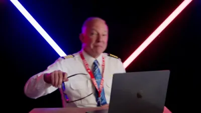 Frustrated United Captain SNAPS at ATC &ndash; Captain Steeeve Reacts!