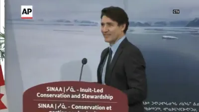 Trudeau reacts to Trump's plan to impose tariffs on Canada