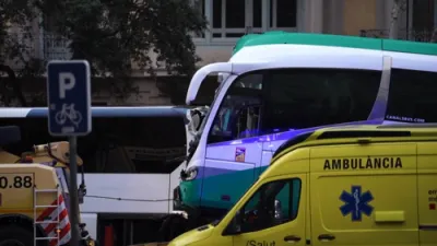 Tourist Buses Collide in Barcelona