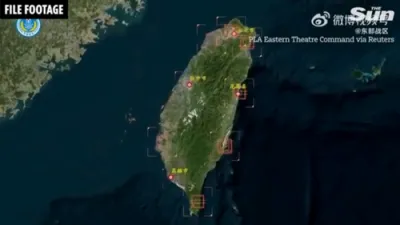 China surrounds Taiwan with warships & fighter jets in snap war drills