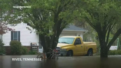 Tennessee Town Under Water and Residents are now evacuating